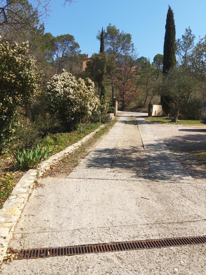 Comorebi Provence Entrecasteaux ภายนอก รูปภาพ